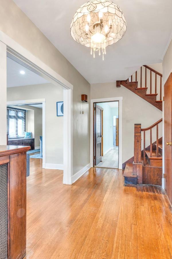 "New Listing" Spacious 3 Bedroom Large Home Close To Downtown, Oakland, & East Liberty! Home Піттсбург Екстер'єр фото